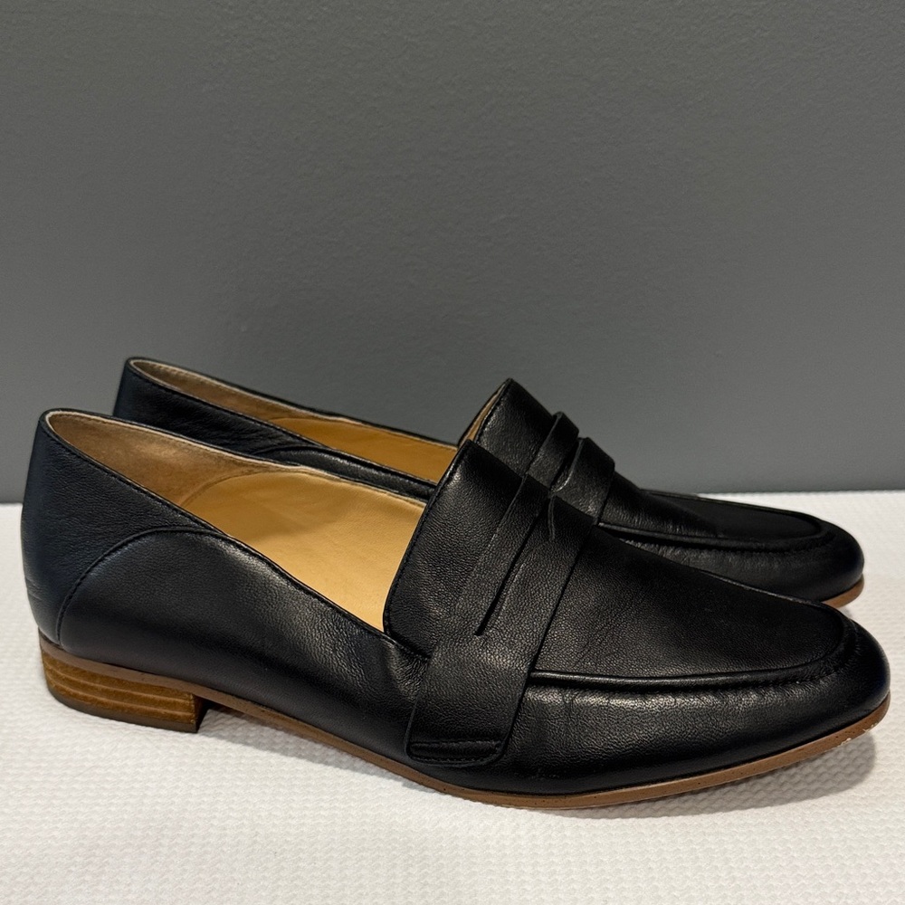 Clark’s Leather Loafers “Pure Iris” Women’s Size 7.5 EUC